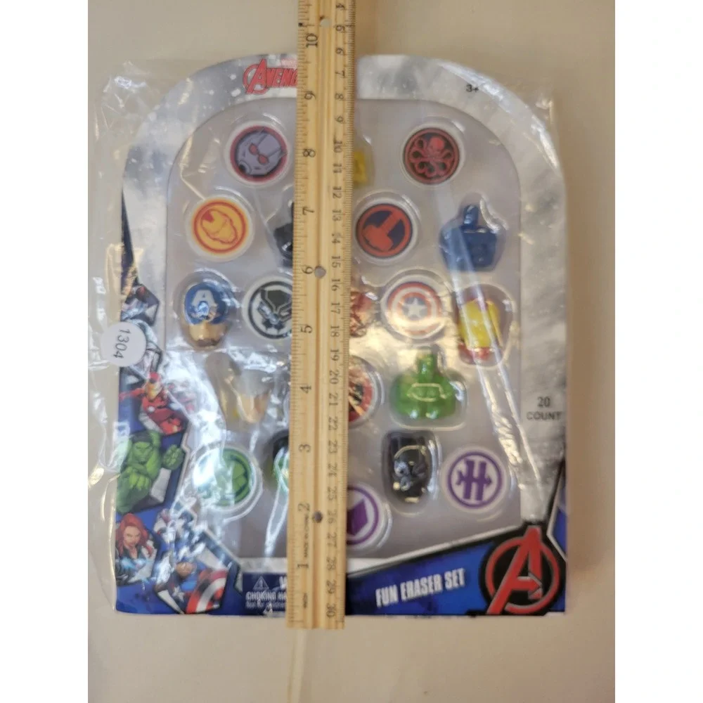 Marvel Avengers Fun Eraser Set 20 Count Captain America Iron Man Hulk 3D Erasers